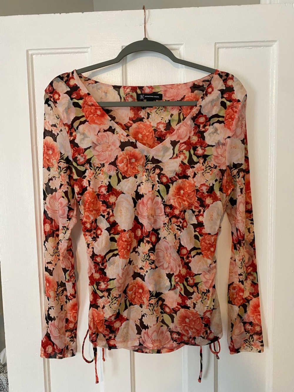 Floral Long-Sleeve V-Neck Top - Coral & Black